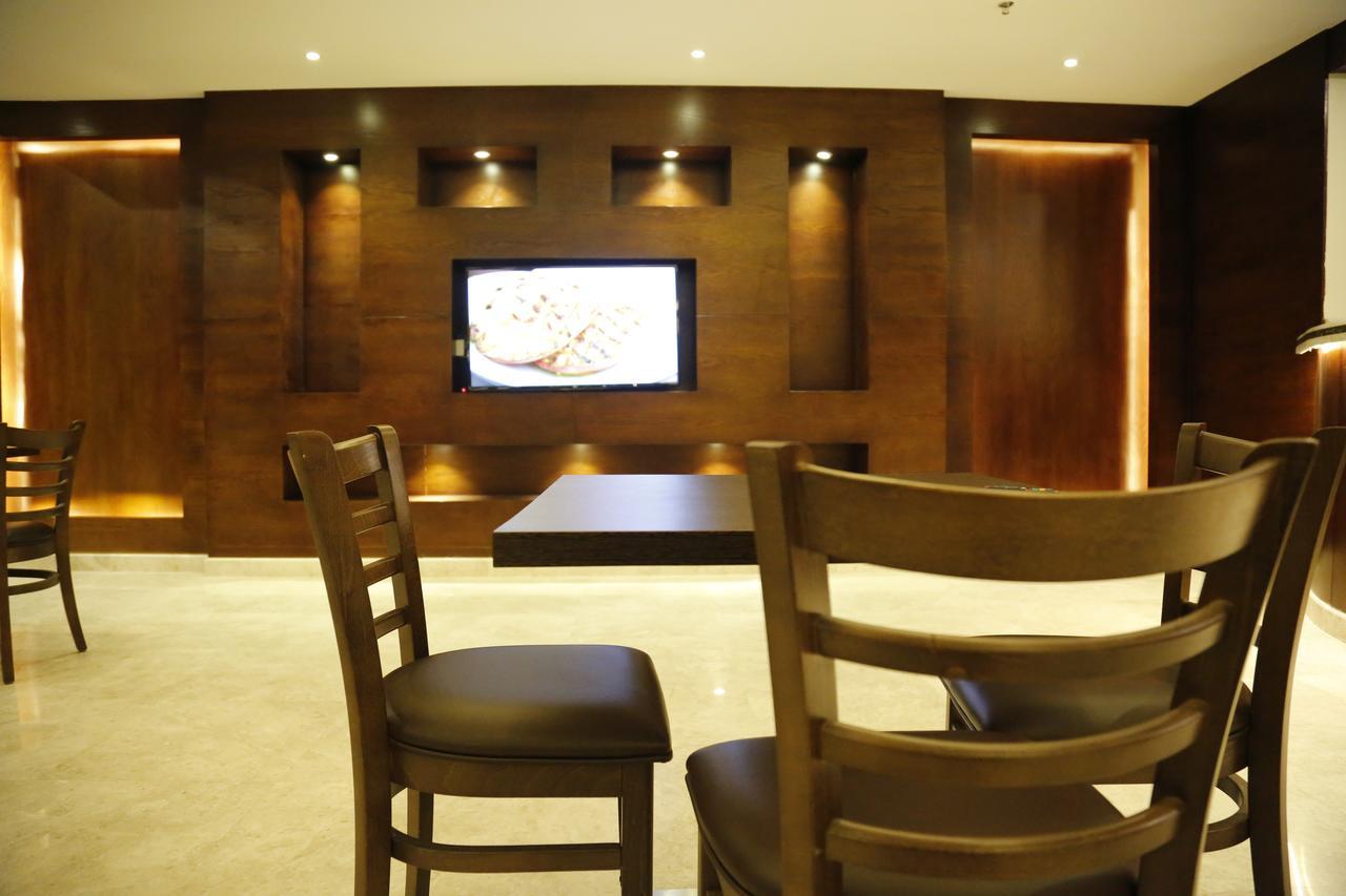 Flora Hotel Suite 2 فلورا2 للشقق المخدومة Riyadh Eksteriør bilde