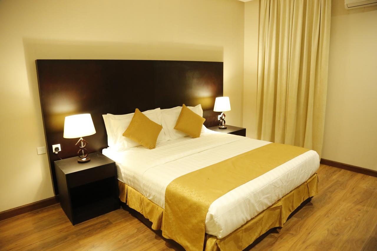 Flora Hotel Suite 2 فلورا2 للشقق المخدومة Riyadh Eksteriør bilde