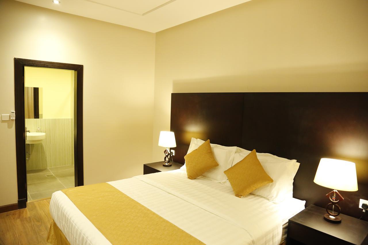 Flora Hotel Suite 2 فلورا2 للشقق المخدومة Riyadh Eksteriør bilde