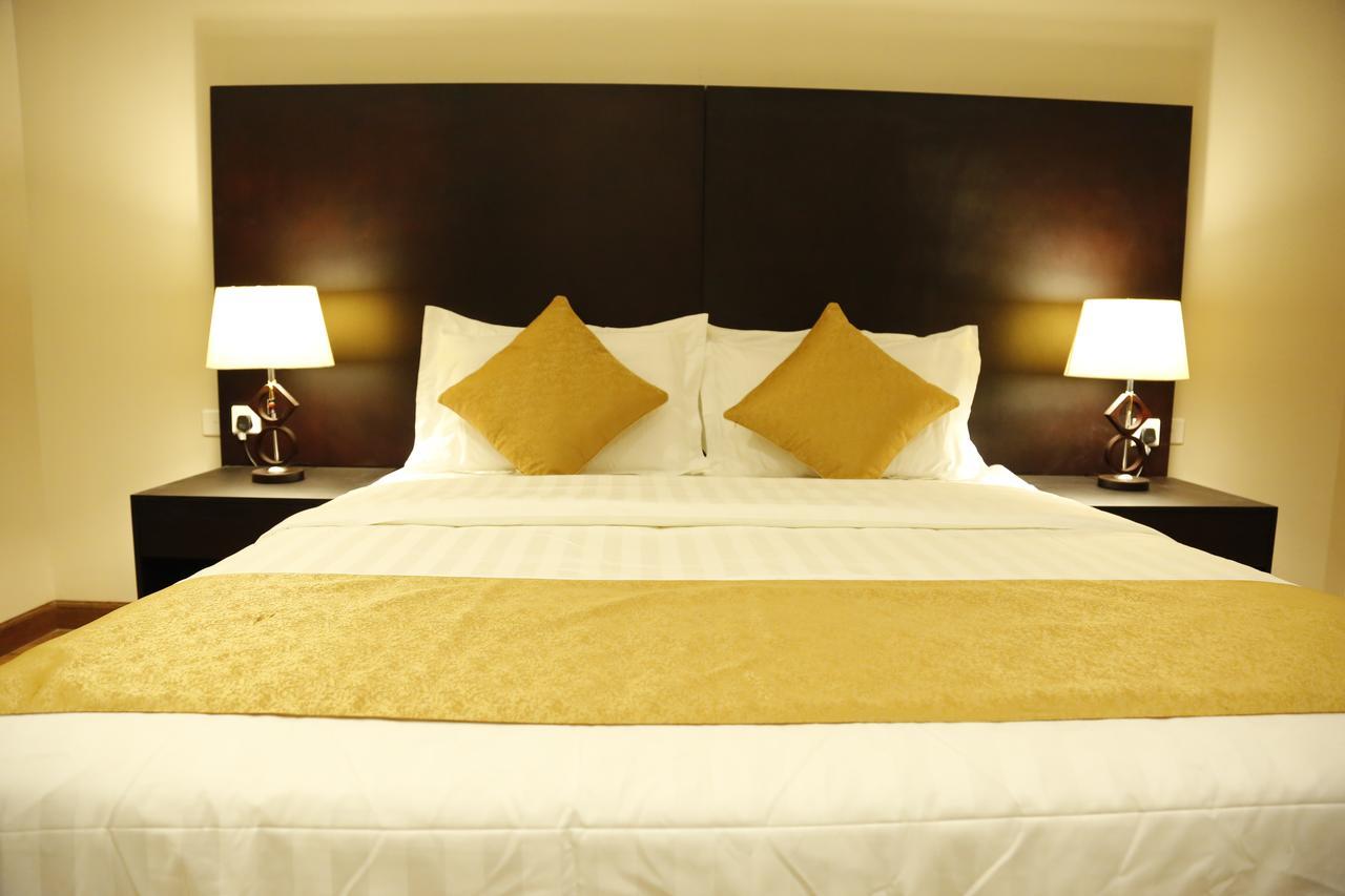 Flora Hotel Suite 2 فلورا2 للشقق المخدومة Riyadh Eksteriør bilde